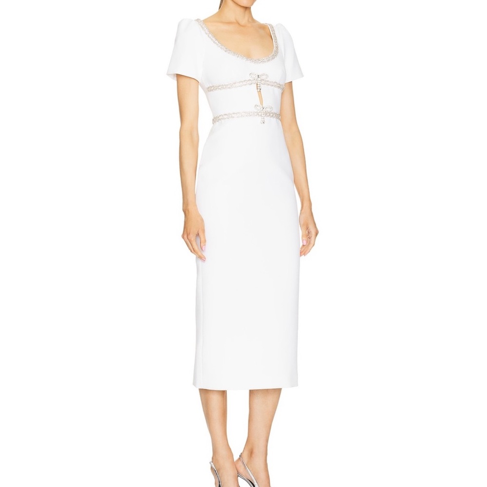 Self-Portrait White Dress 🤍